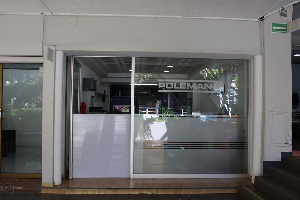 F-14 Poleman Comercial